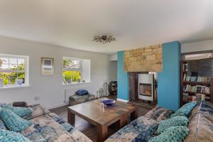 Photo 25- click for photo gallery